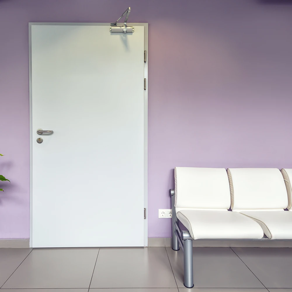 Porte salle attente